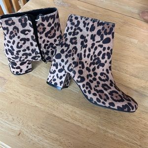 Cheetah print boots with heels, size 9